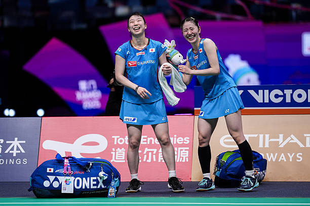 轻量+耐用！初中生羽毛球拍品牌及型号推荐