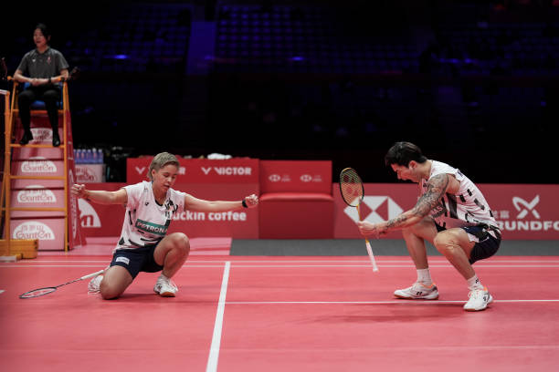 世界羽毛球品牌前十强：尤尼克斯、李宁、胜利谁更胜一筹？