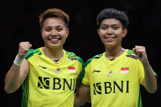 羽毛球发力细节全解析：GIF动图教你如何提升击球力量