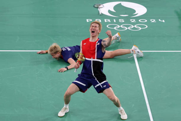 想提升羽毛球技术？试试国家队同款训练专用拍！