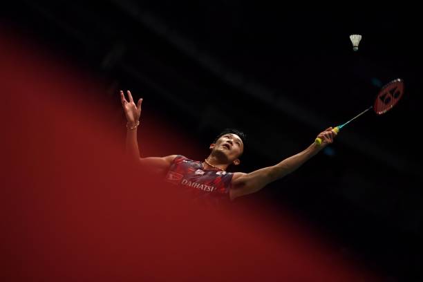 羽毛球馆面积需求解析：单打与双打场地有何不同？