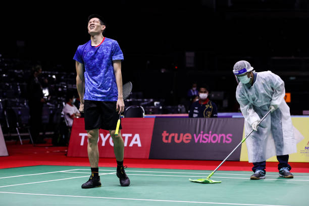 羽毛球比赛实战技巧：从热身到战术运用的完整指南