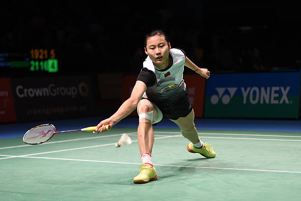 点杀VS重杀：羽毛球进攻中的关键区别与应用场景