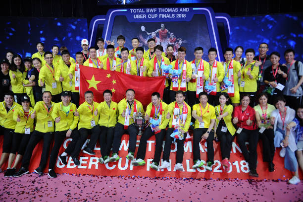 羽毛球比赛计分历史演变:从15分制到21分制的改革