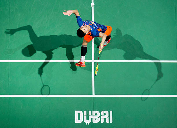 顶级羽毛球拍都用什么材质？揭秘职业选手的选择