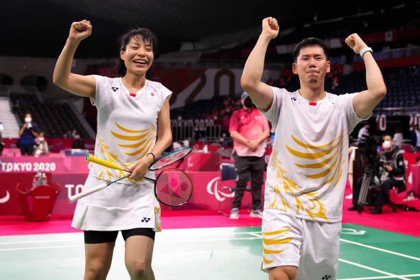 如何根据需求选择羽毛球？4号球和5号球的适用场景