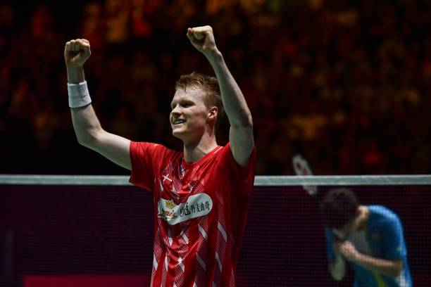 吉新鹏身高揭秘：羽毛球冠军的真实身高是多少？