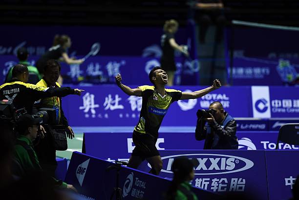 羽毛球前后场站位教学：视频解析跑位与轮转技巧