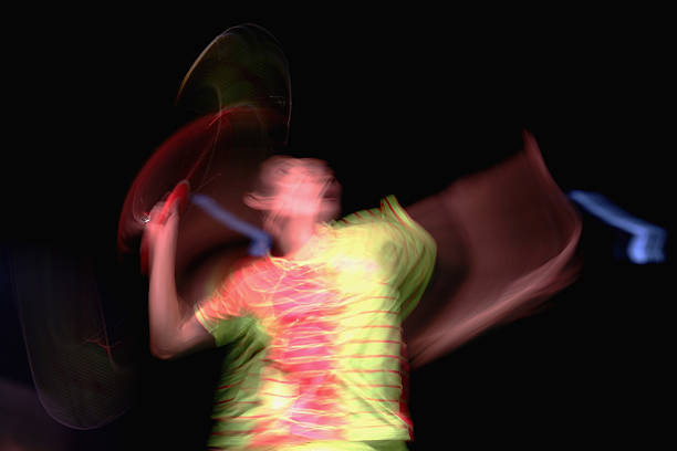 羽毛球单打左右换位技巧 - 如何高效跑位提升得分能力