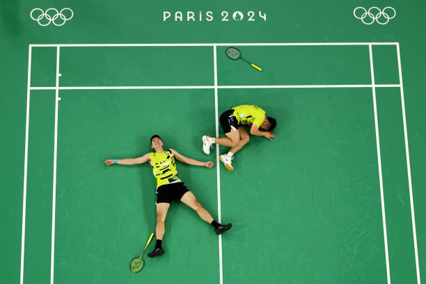 23磅羽毛球拍弹力体验：进攻型选手是否推荐？