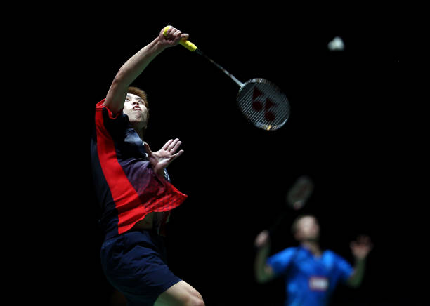 羽毛球场地标记指南：DIY划线技巧与注意事项