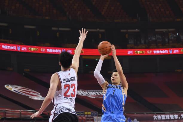 腾讯NBA官方直播间：赛事回放与精彩集锦一键直达