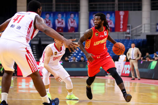 小前锋打法演变史：从传统到现代的战术角色