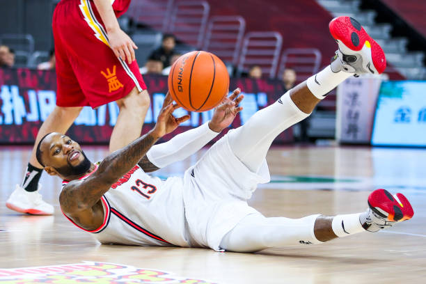 左手与右手上篮训练方法：全面提升你的得分能力