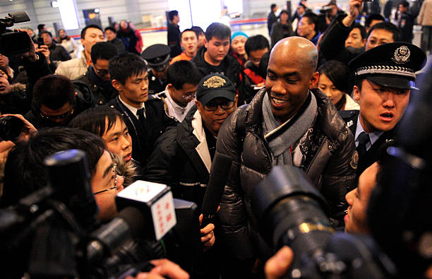 控卫与得分后卫：如何完美配合打造进攻体系