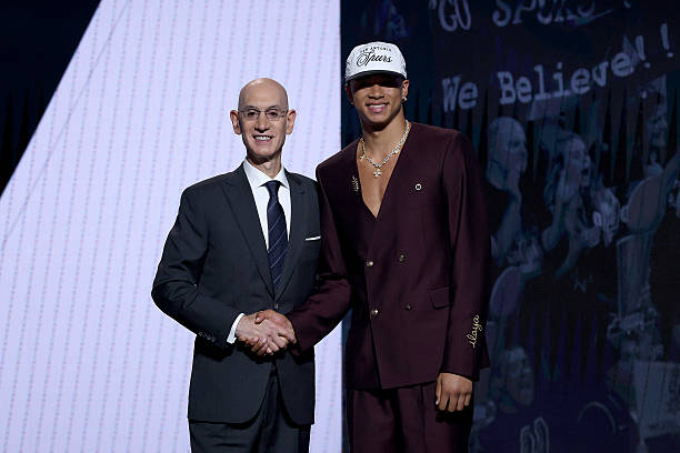 CBA联赛：市场化运作还是国家主导？