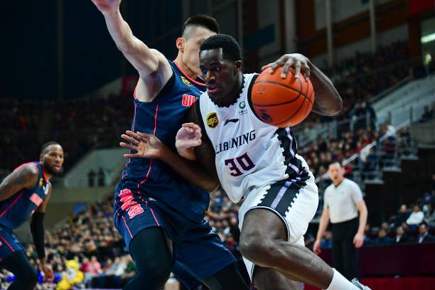 拉里伯德历年荣誉与数据关联：MVP赛季的数据支撑