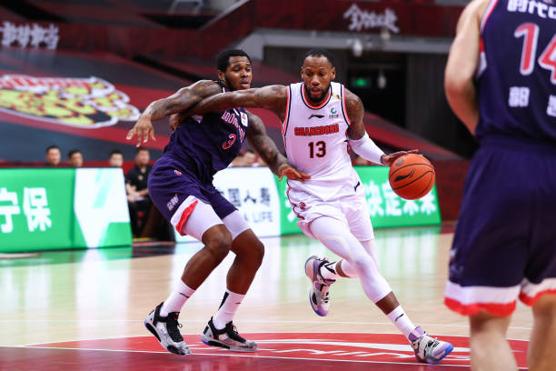 免费看CBA的方法:这些平台提供部分场次免费直播