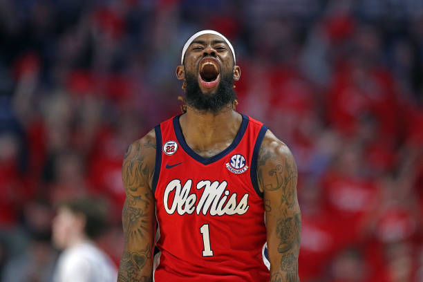 三分射手数据图谱：季后赛外线火力全解析