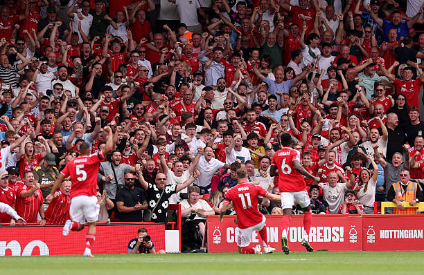 欧洲杯倒计时：C罗所在俱乐部与葡萄牙队战术适配性分析