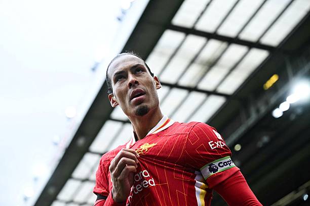 断腿之痛:一名足球运动员的重生之路