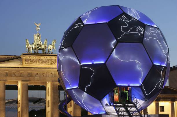 从1-4到5-0：三年间皇马如何完成对拜仁的完美复仇？