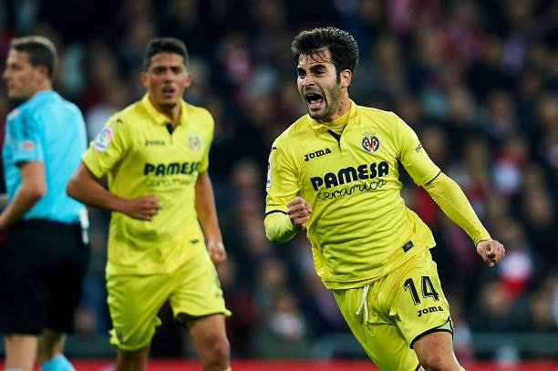 （富有诗意，强调地理和出身）