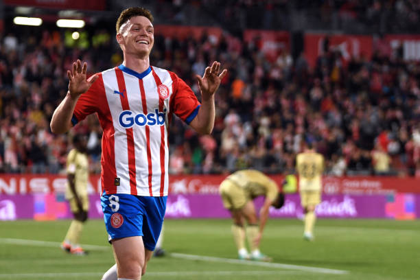 比利时足球为何世界排名居高不下？揭秘黄金一代的崛起之路