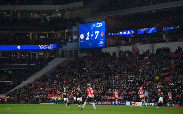 足球界的传承与致敬：贝利为马拉多纳庆生