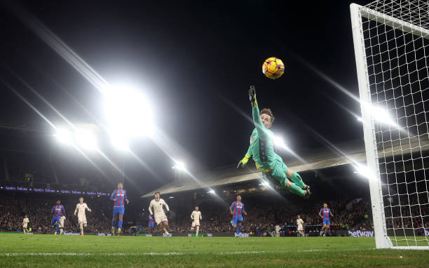 新手扫盲贴：足球里的越位规则，原来在这些时候“失灵”了