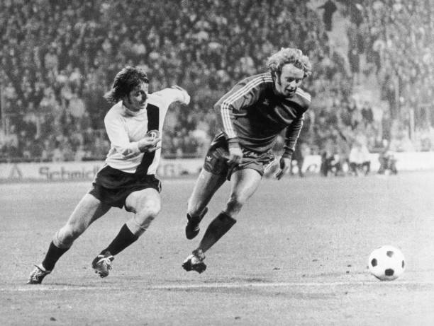 天赋与争议：奥斯曼·登贝莱的双面足球生涯