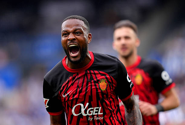 欧冠16强完整对阵名单及比赛场馆信息