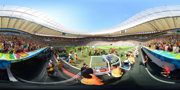 经典永存！C罗普斯卡什奖进球官方颁奖录像