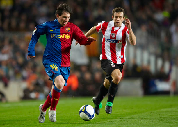 足球规则详解：越位的定义与判罚标准