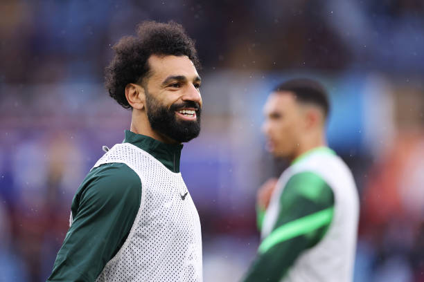 贝克汉姆vs现代中场：长传技术是否依然无解？