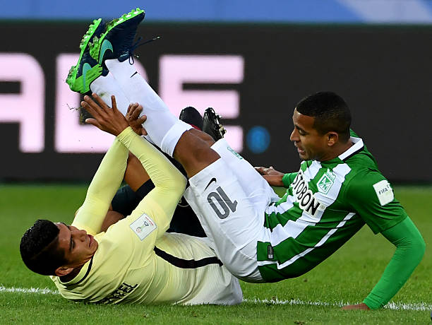 8人制足球场尺寸规范：国际足联（FIFA）建议标准