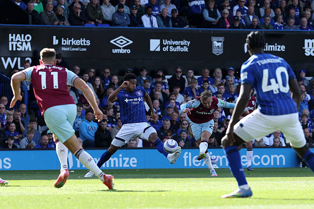 点球心理战：足球运动员如何应对压力？