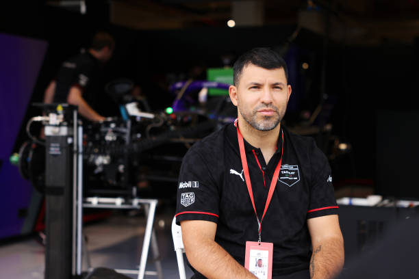 聚焦于两支米兰城球队的竞争与兴衰