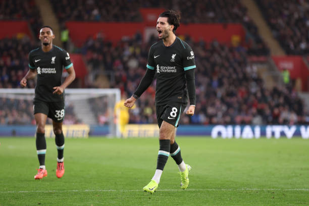 2020年欧冠杯赛制亮点：中立场地举办淘汰赛的特殊安排