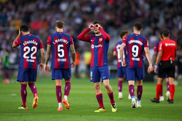 神迹再现！解析莱万多夫斯基9分钟5球的逆天纪录