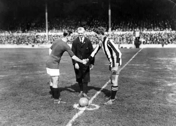 2020英超积分榜最终排名:利物浦夺冠,曼城屈居亚军