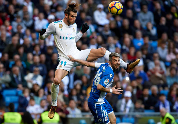 实况足球最强防守反击阵型推荐：442与532对比