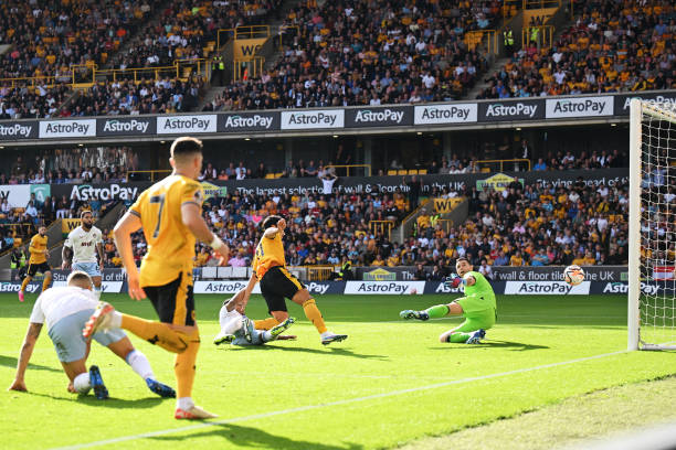 咪咕体育西甲解说独家视角：深度解析皇马巴萨世纪大战