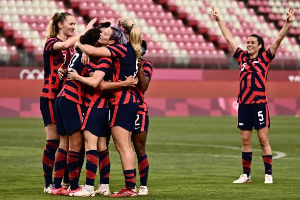 数据解读：切尔西防守反击战术在欧冠决赛中的成功运用