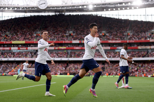 周末德甲焦点战直播预告：拜仁vs莱比锡不容错过