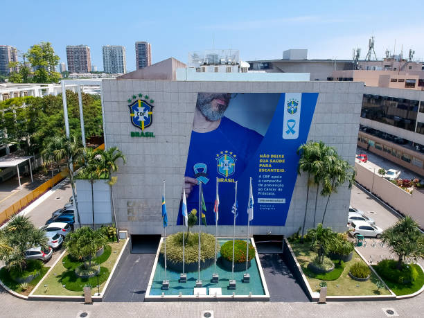 德甲德比之星：外援球星如何改变德比格局