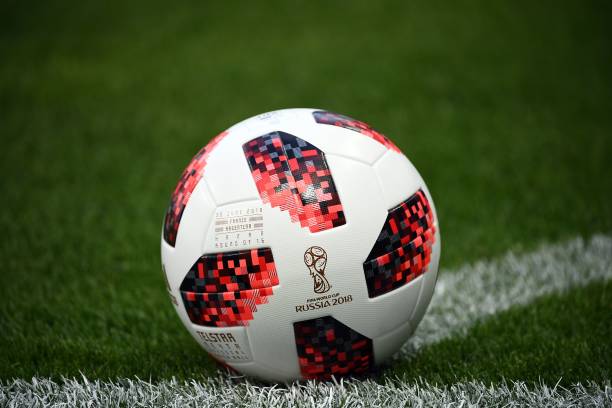 欧冠决赛固定月份?盘点历届决赛时间规律