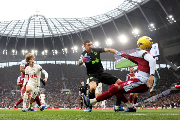 C罗生涯联赛冠军数盘点：五大联赛称霸之路