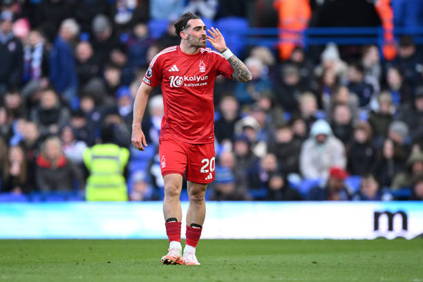 双响炮炸裂！欧冠决赛梅开二度载入史册