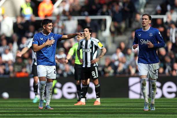 德甲金靴奖背后的故事:射手们的荣耀与挑战